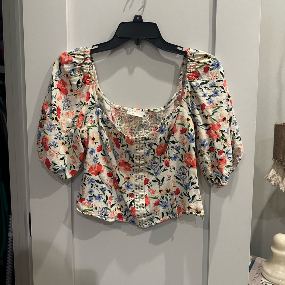 Floral Puff Sleeve Top